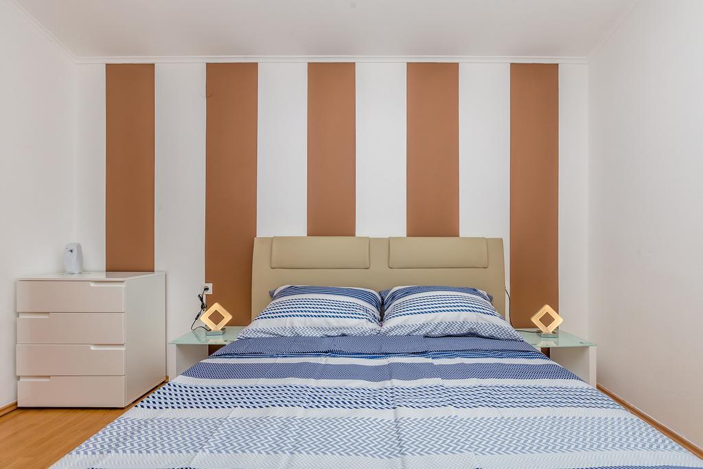 Apartments Jenny Pinezići Zewnętrze zdjęcie