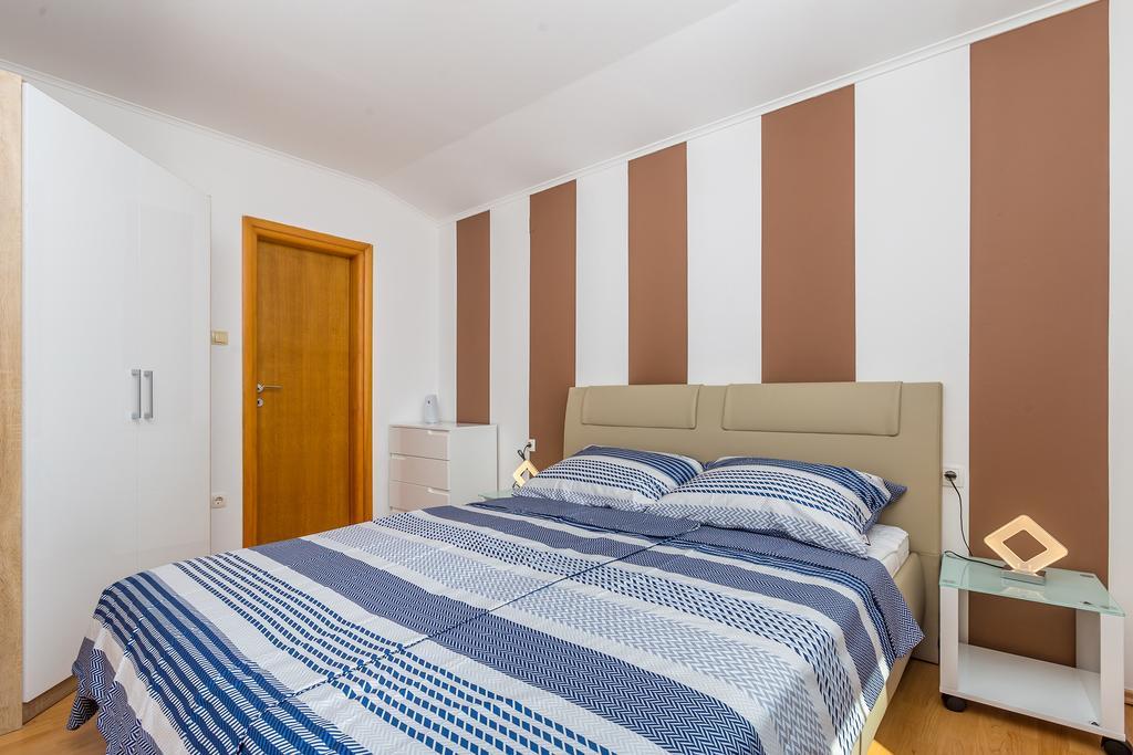 Apartments Jenny Pinezići Zewnętrze zdjęcie