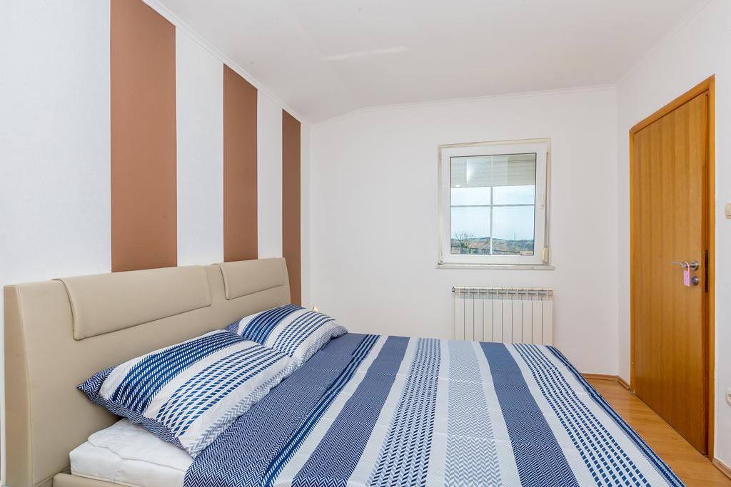 Apartments Jenny Pinezići Zewnętrze zdjęcie