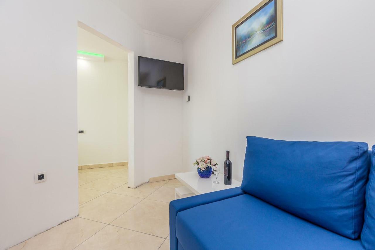 Apartments Jenny Pinezići Zewnętrze zdjęcie