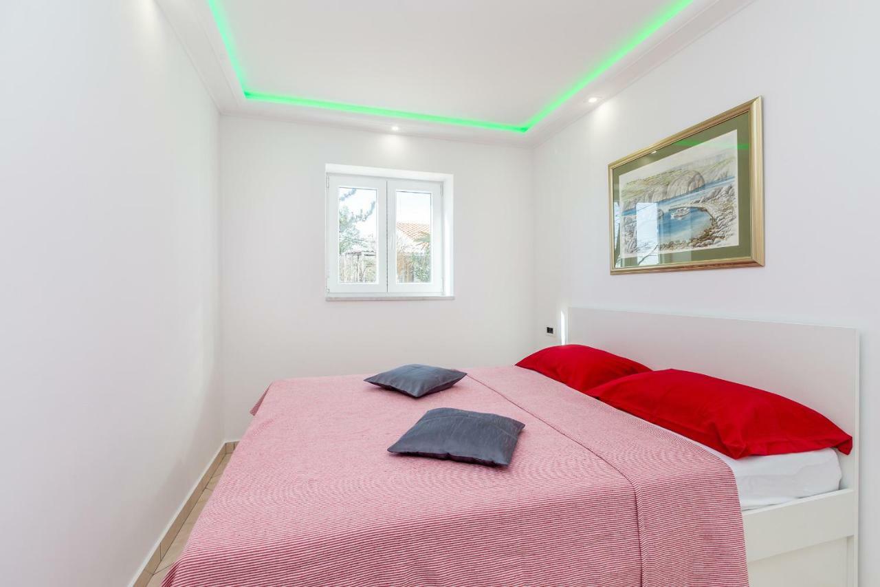 Apartments Jenny Pinezići Zewnętrze zdjęcie