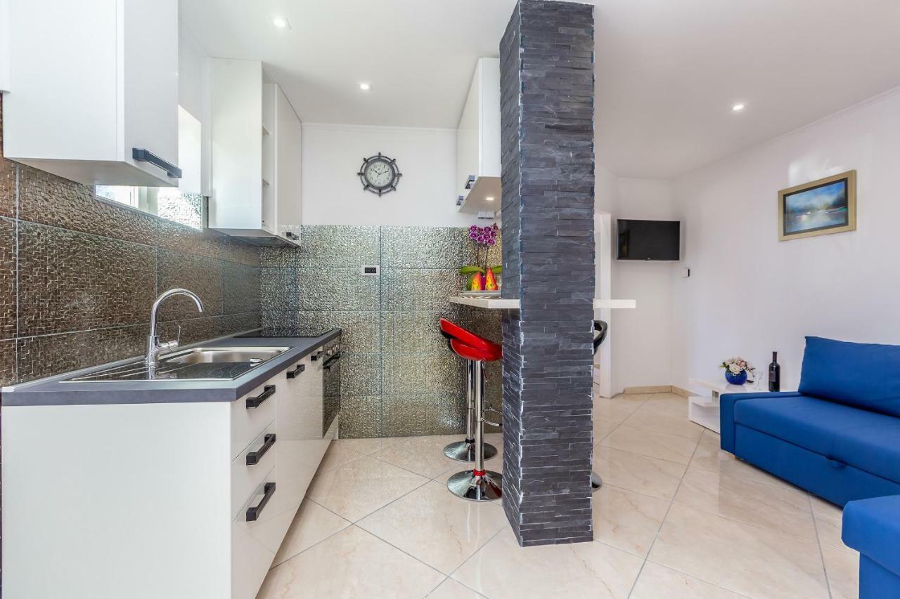 Apartments Jenny Pinezići Zewnętrze zdjęcie